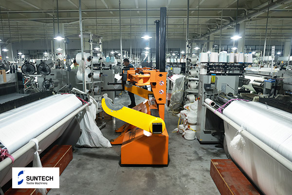 Eliminate the Risk of Work-Related Injuries! The Electric Warp-Loading Trolley Makes Heavy Warp-Beam Handling a Breeze